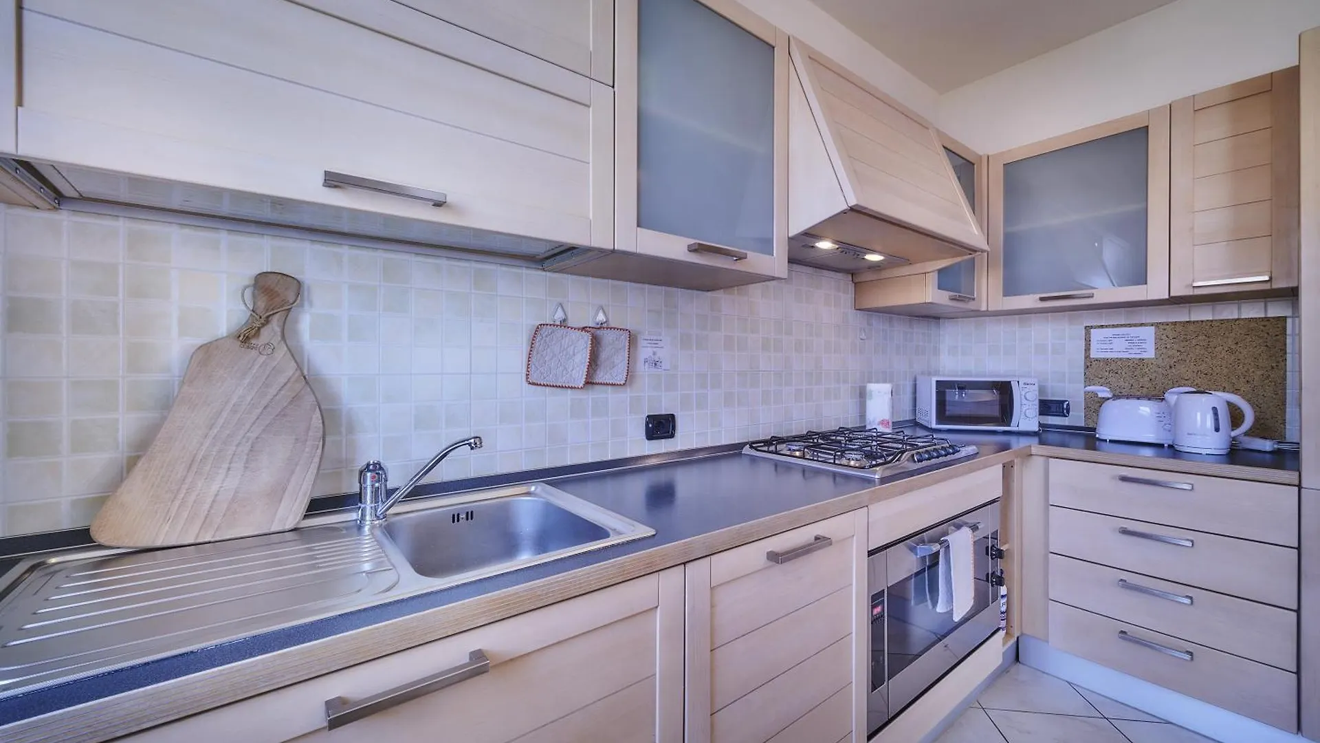 Balcony Lake View Apartment Lierna Italy